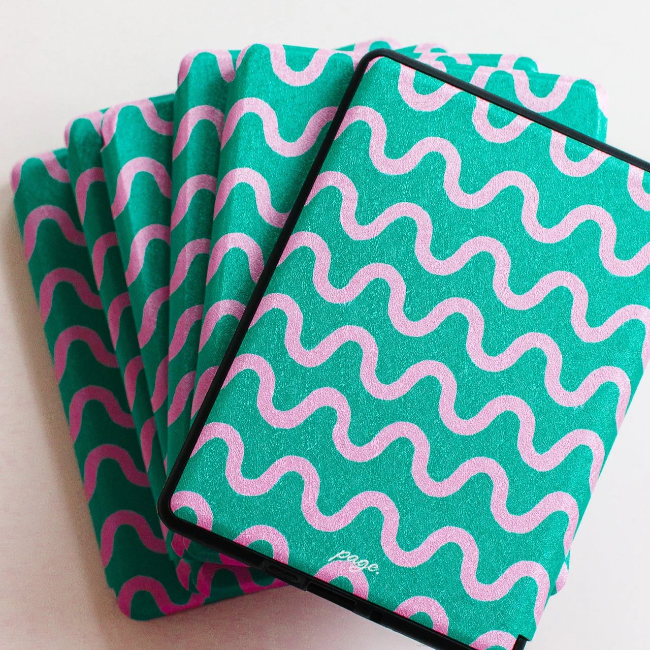 Wave Goodbye to TN • Kindle Case 4 Wave Goodbye to TN • Kindle Case