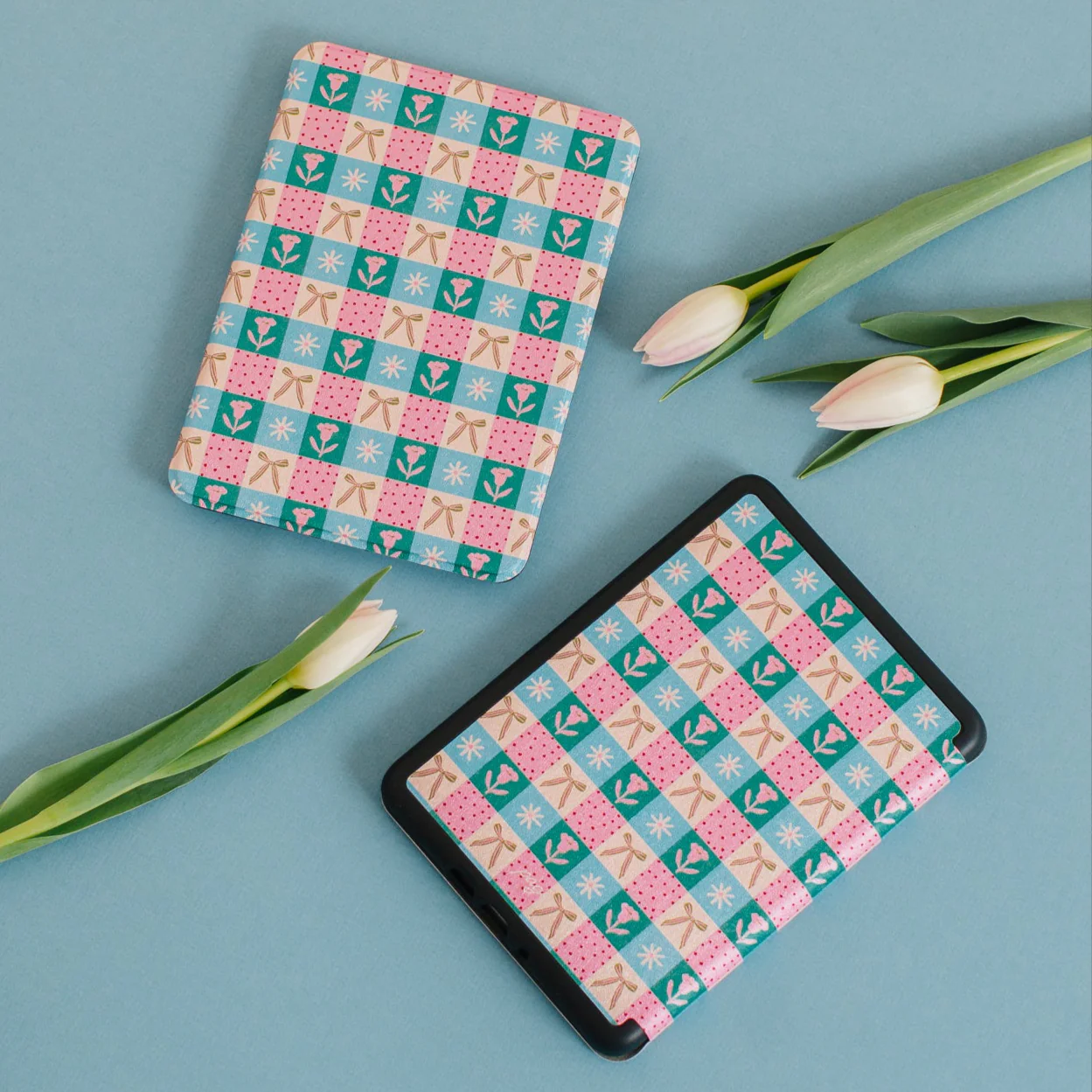 Bows & Blooms • Kindle Case